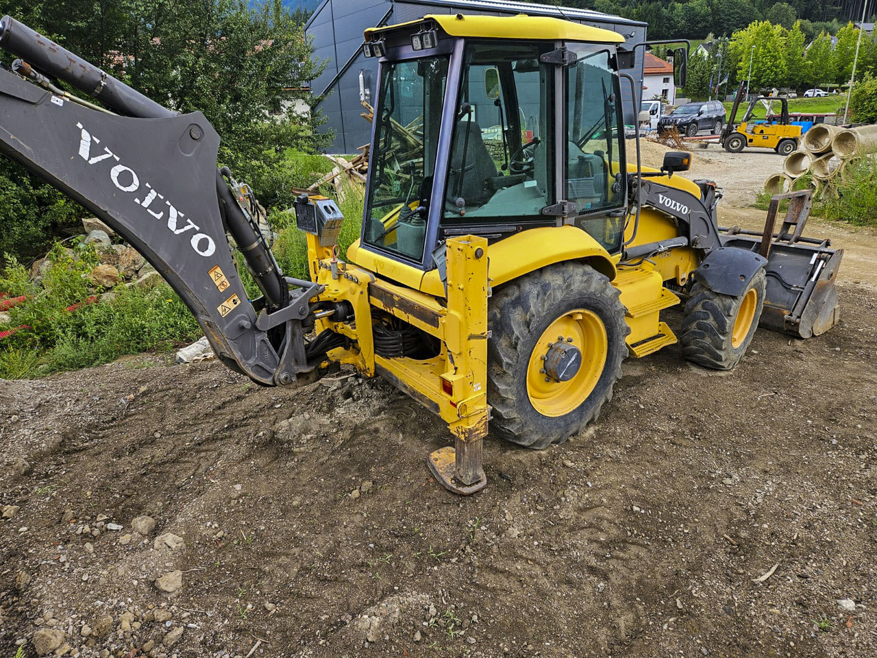 Volvo BL71 - מחפרון: תמונה 3 Volvo BL71 - מחפרון: תמונה 3