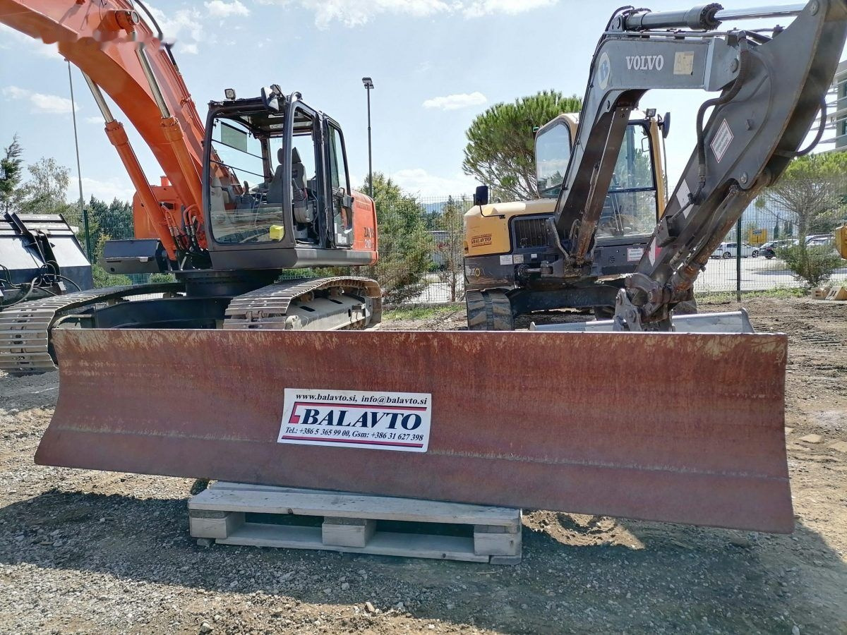 Volvo EC/ECR excavator blades - להב: תמונה 1 Volvo EC/ECR excavator blades - להב: תמונה 1