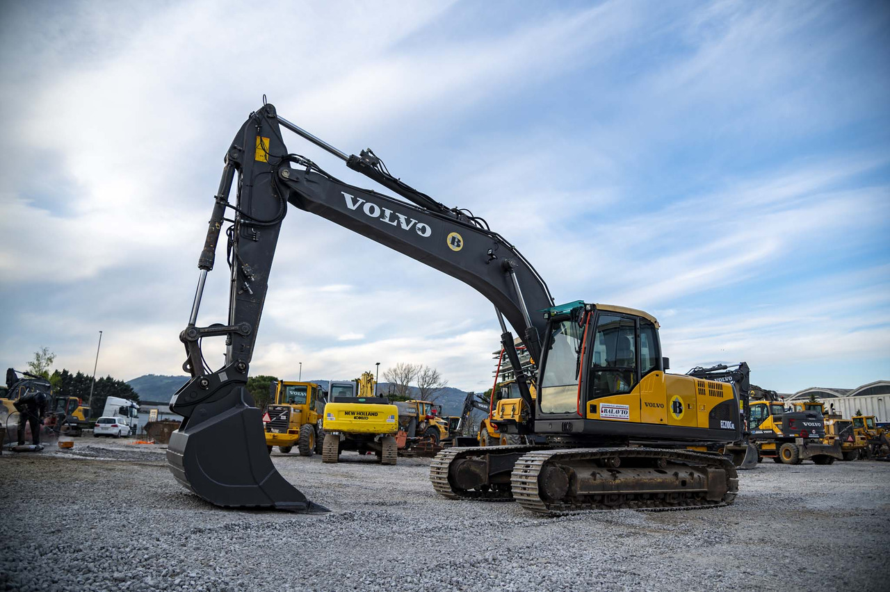 Volvo EC210CNL - מחפר סורק: תמונה 1 Volvo EC210CNL - מחפר סורק: תמונה 1