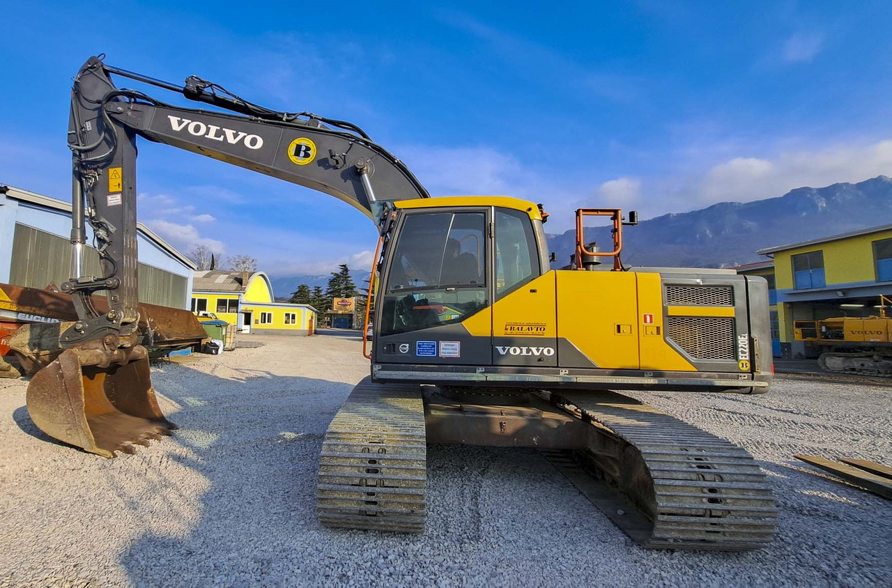 Volvo EC220EL - מחפר סורק: תמונה 1 Volvo EC220EL - מחפר סורק: תמונה 1