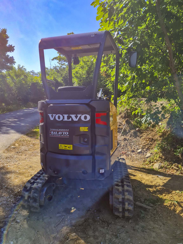 Volvo ECR18E - מיני מחפר: תמונה 3 Volvo ECR18E - מיני מחפר: תמונה 3