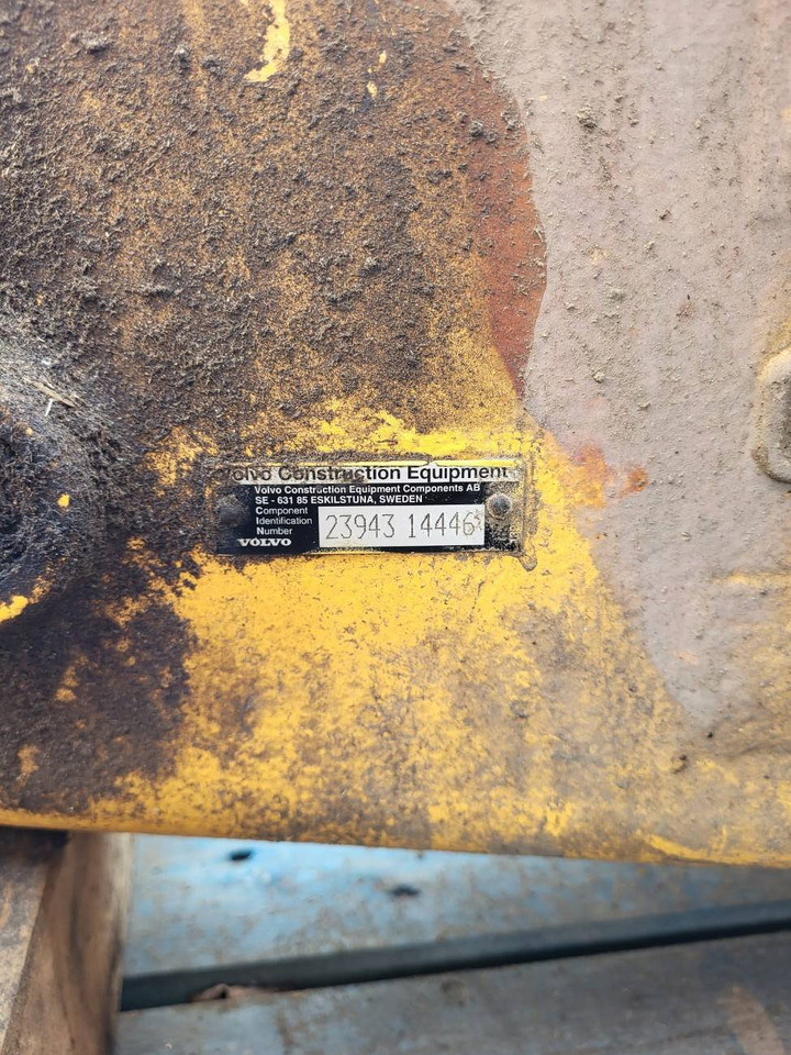 Volvo rear axle - סרן אחורי עבור מעמיס: תמונה 2 Volvo rear axle - סרן אחורי עבור מעמיס: תמונה 2