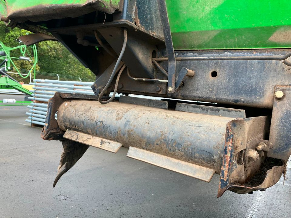 Deutz Fahr Ladewagen FE 6.37 mit Querförderband - עגלת טעינה עצמית: תמונה 5 Deutz Fahr Ladewagen FE 6.37 mit Querförderband - עגלת טעינה עצמית: תמונה 5