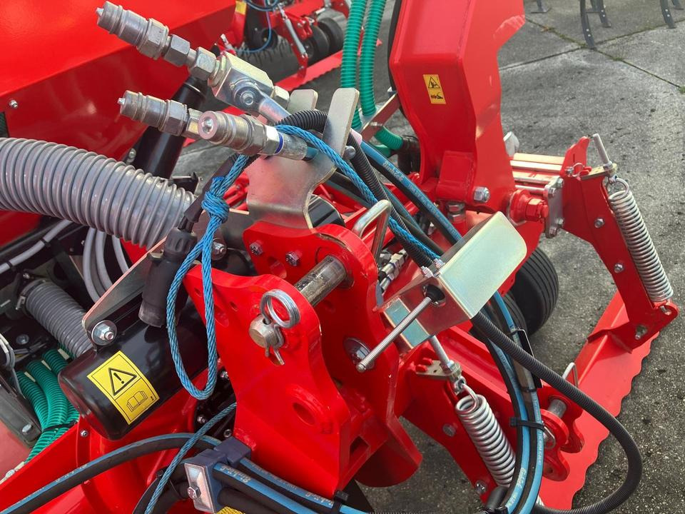 Einböck Grünlandstriegel Pneumaticstar Pro STI 6 m - משדדה: תמונה 3 Einböck Grünlandstriegel Pneumaticstar Pro STI 6 m - משדדה: תמונה 3