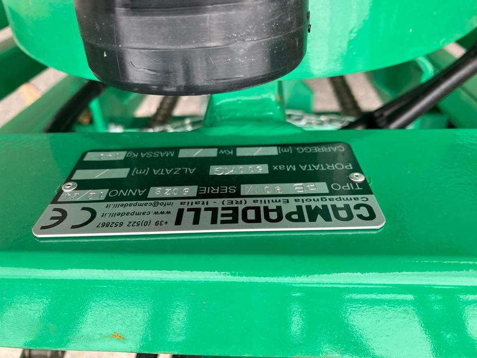 Heckstapler Dreipunkt mit Kistendrehgerät - מזלגות: תמונה 5 Heckstapler Dreipunkt mit Kistendrehgerät - מזלגות: תמונה 5