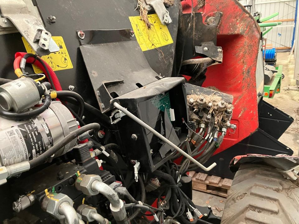 זרוע מרפקי Manitou Arbeitsbühne 180 ATJ Unfallschaden Teleskopbühne: תמונה 10