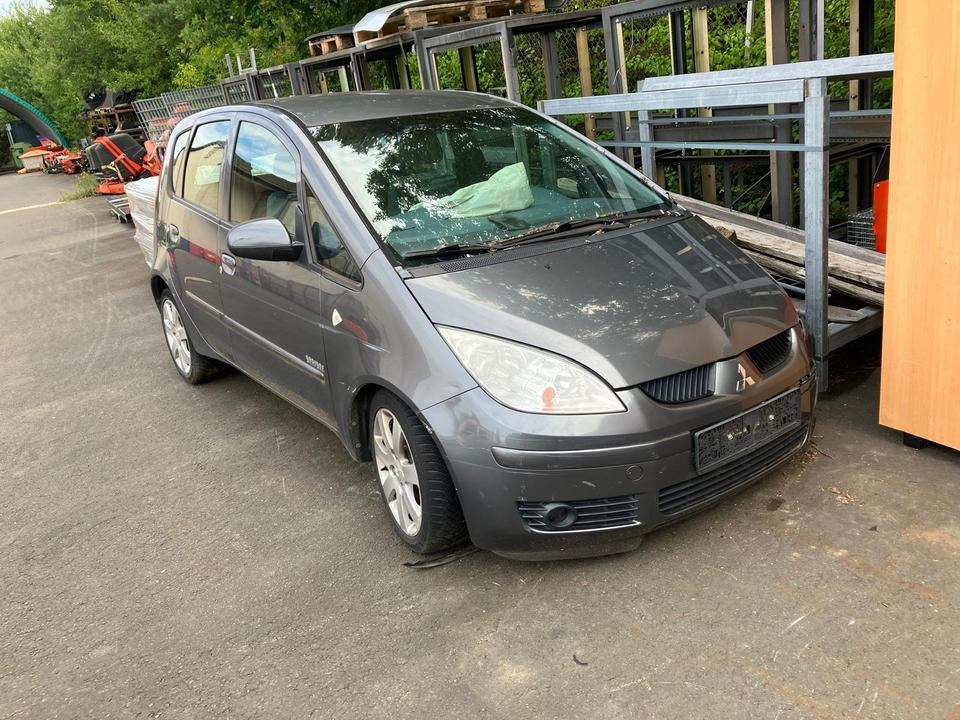 Mitsubishi Colt Unfallfahrzeug - מכונית: תמונה 1 Mitsubishi Colt Unfallfahrzeug - מכונית: תמונה 1