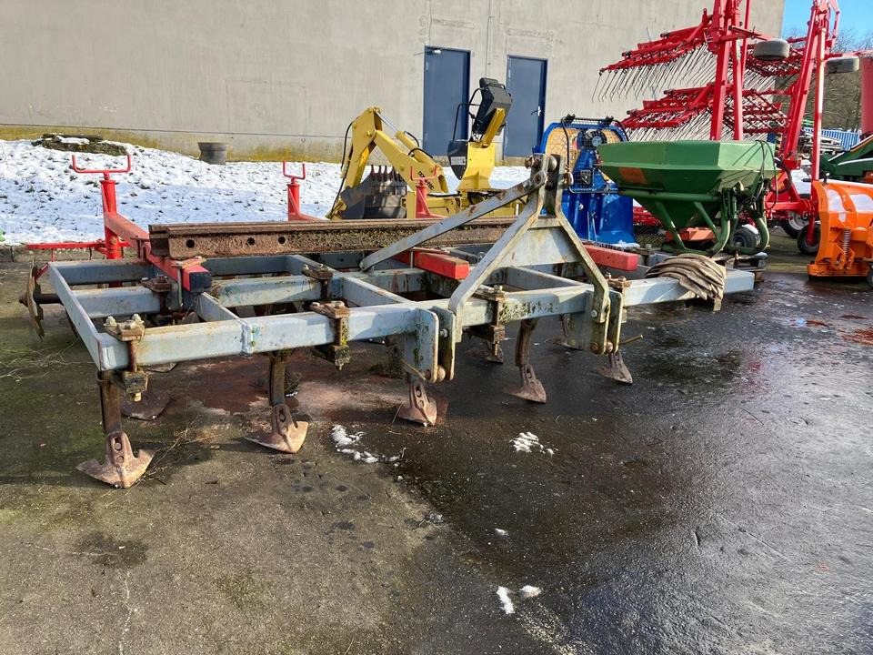 Stoppelgrubber 3m mit Steinsicherung und Scheibenwalze - קלטרת: תמונה 2 Stoppelgrubber 3m mit Steinsicherung und Scheibenwalze - קלטרת: תמונה 2