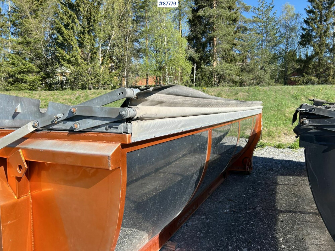 Balticum Frinab LV-13,5 Asphalt flatbed - מכולת גלגול: תמונה 4 Balticum Frinab LV-13,5 Asphalt flatbed - מכולת גלגול: תמונה 4