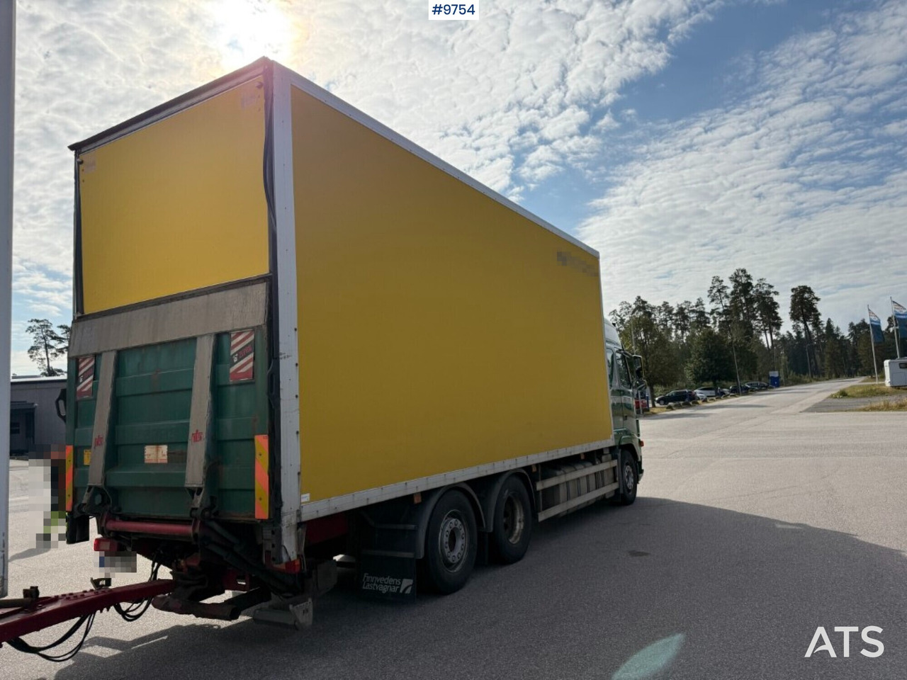 Box Truck Volvo FH 480 with 4-axle Ekeri trailer (VIDEO) - משאית תיבה: תמונה 4 Box Truck Volvo FH 480 with 4-axle Ekeri trailer (VIDEO) - משאית תיבה: תמונה 4