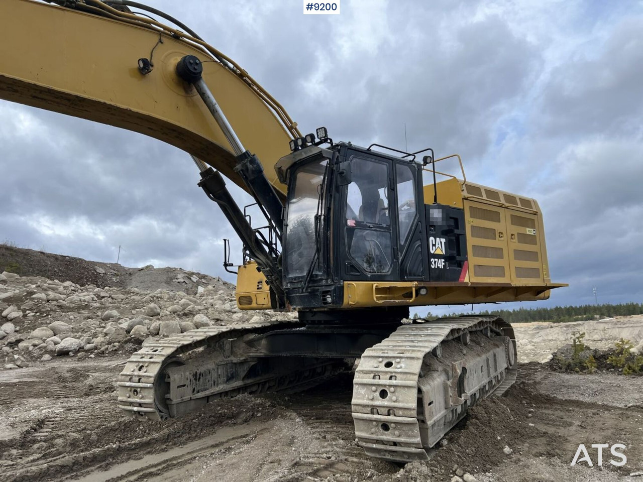 מחפר CAT 374 FL crawler excavator with bucket (VIDEO): תמונה 11