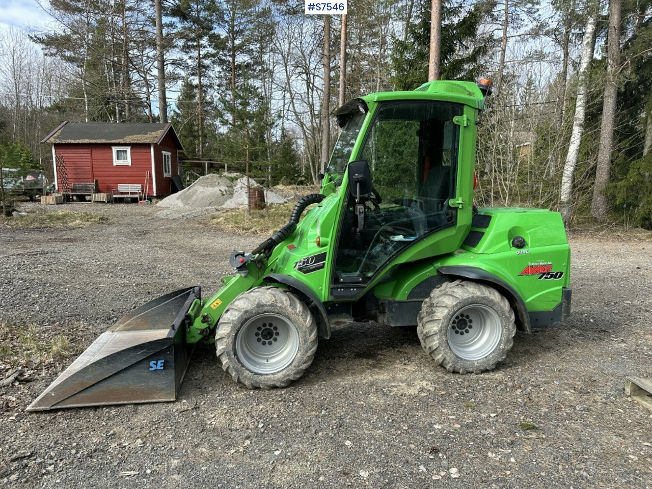 COMPACT LOADER, AVANT 750, WITH MANY TOOLS (SEE VIDEO) - מעמיס קומפקטי: תמונה 2 COMPACT LOADER, AVANT 750, WITH MANY TOOLS (SEE VIDEO) - מעמיס קומפקטי: תמונה 2