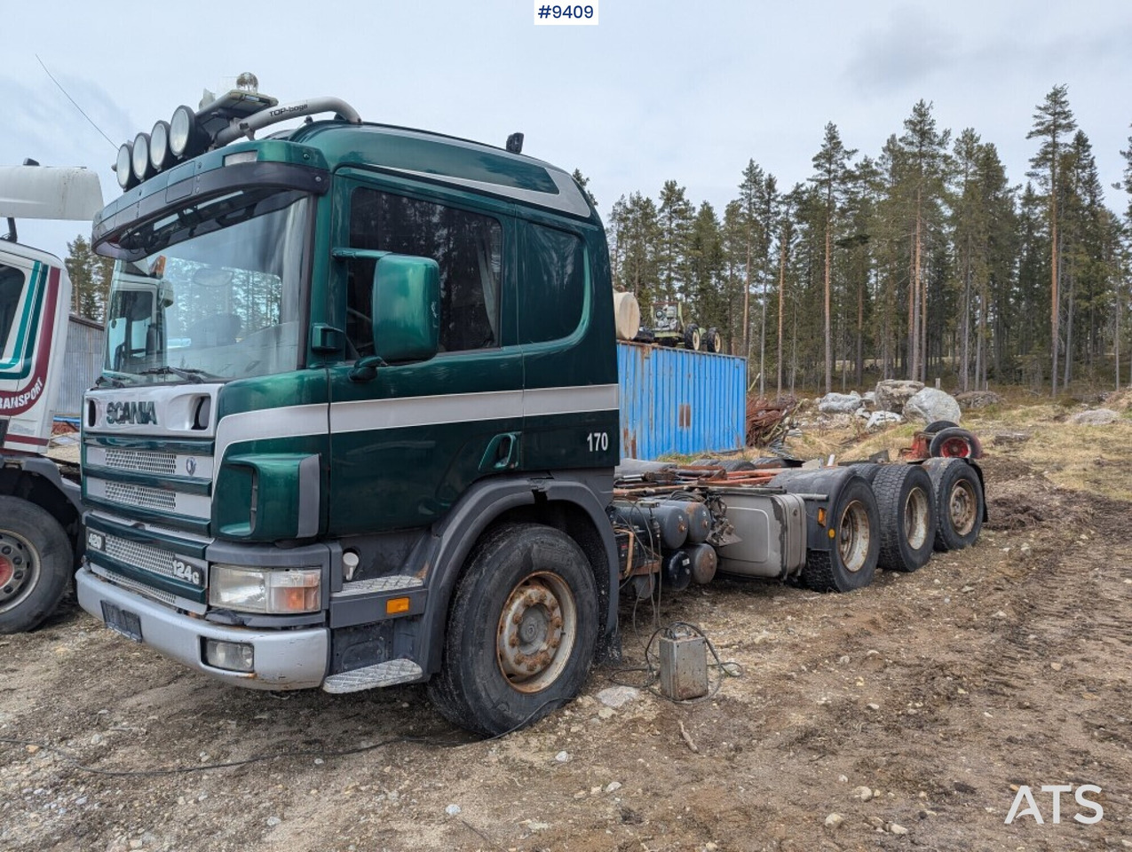 Chassi Scania P124 8X4 (see video) - משאית עם שלדת תא: תמונה 1 Chassi Scania P124 8X4 (see video) - משאית עם שלדת תא: תמונה 1