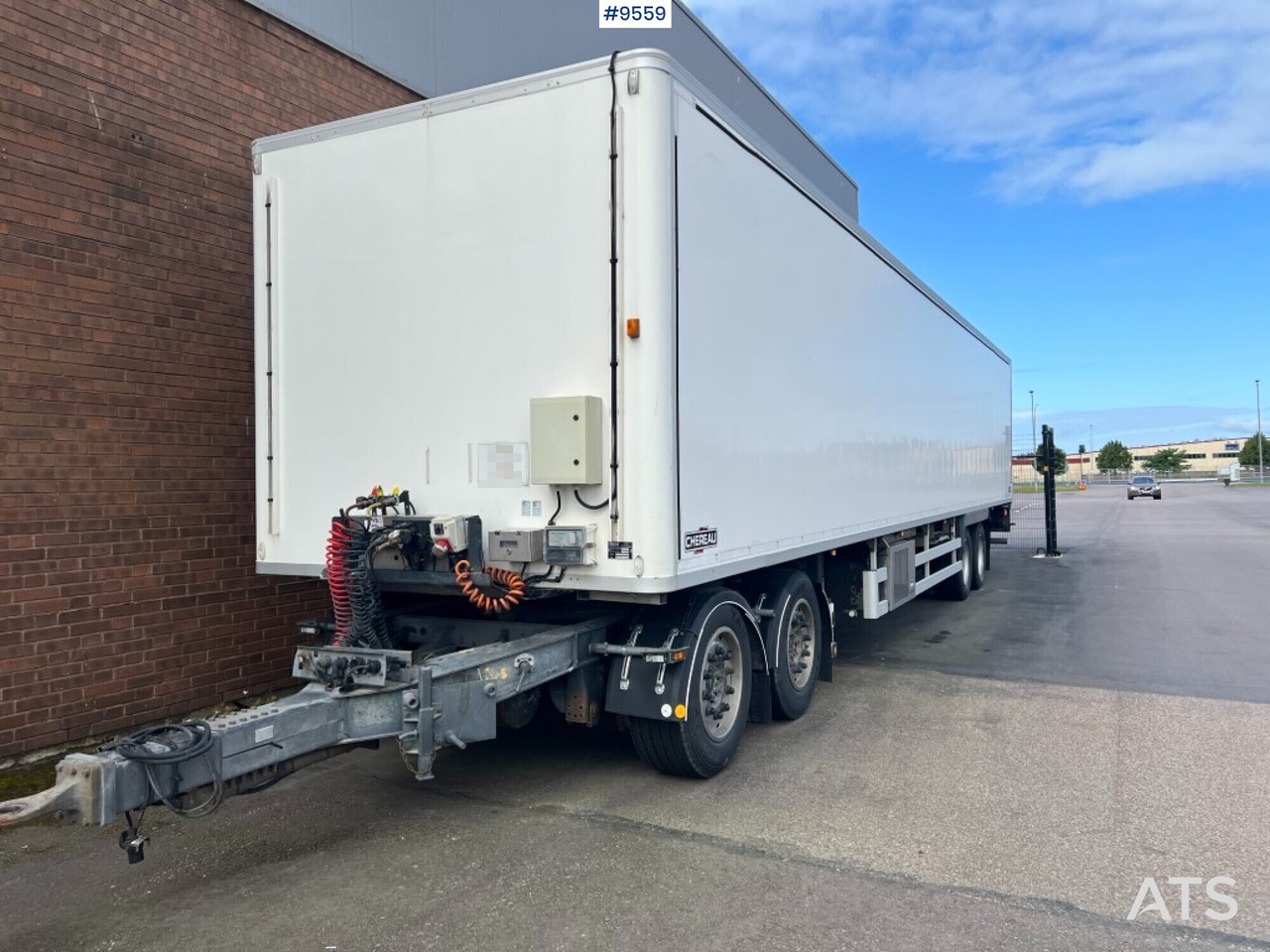 Container trailer Chereau CSD2 with Dolly - קרון נגרר בתיבה סגורה: תמונה 2 Container trailer Chereau CSD2 with Dolly - קרון נגרר בתיבה סגורה: תמונה 2