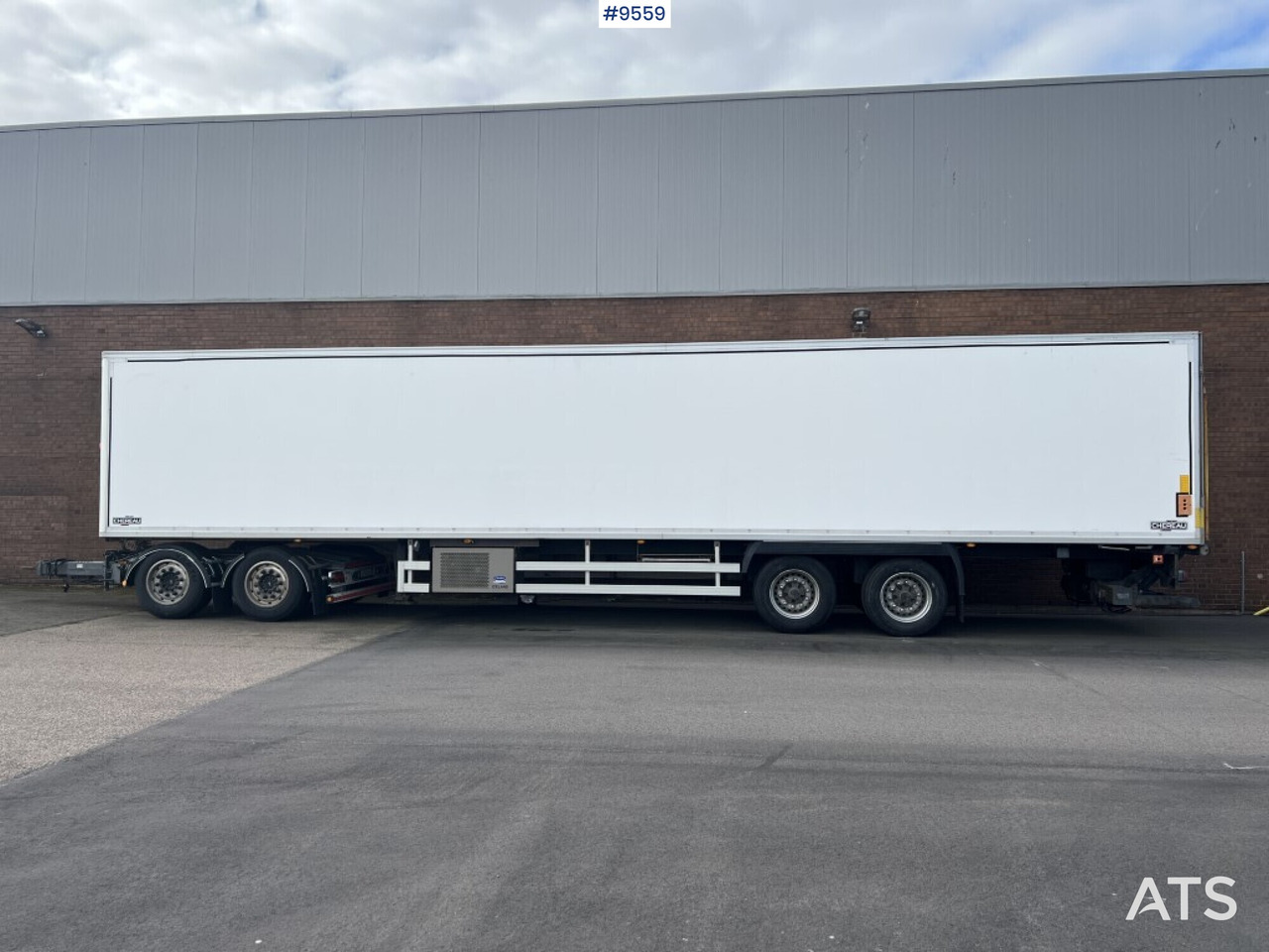 Container trailer Chereau CSD2 with Dolly - קרון נגרר בתיבה סגורה: תמונה 1 Container trailer Chereau CSD2 with Dolly - קרון נגרר בתיבה סגורה: תמונה 1