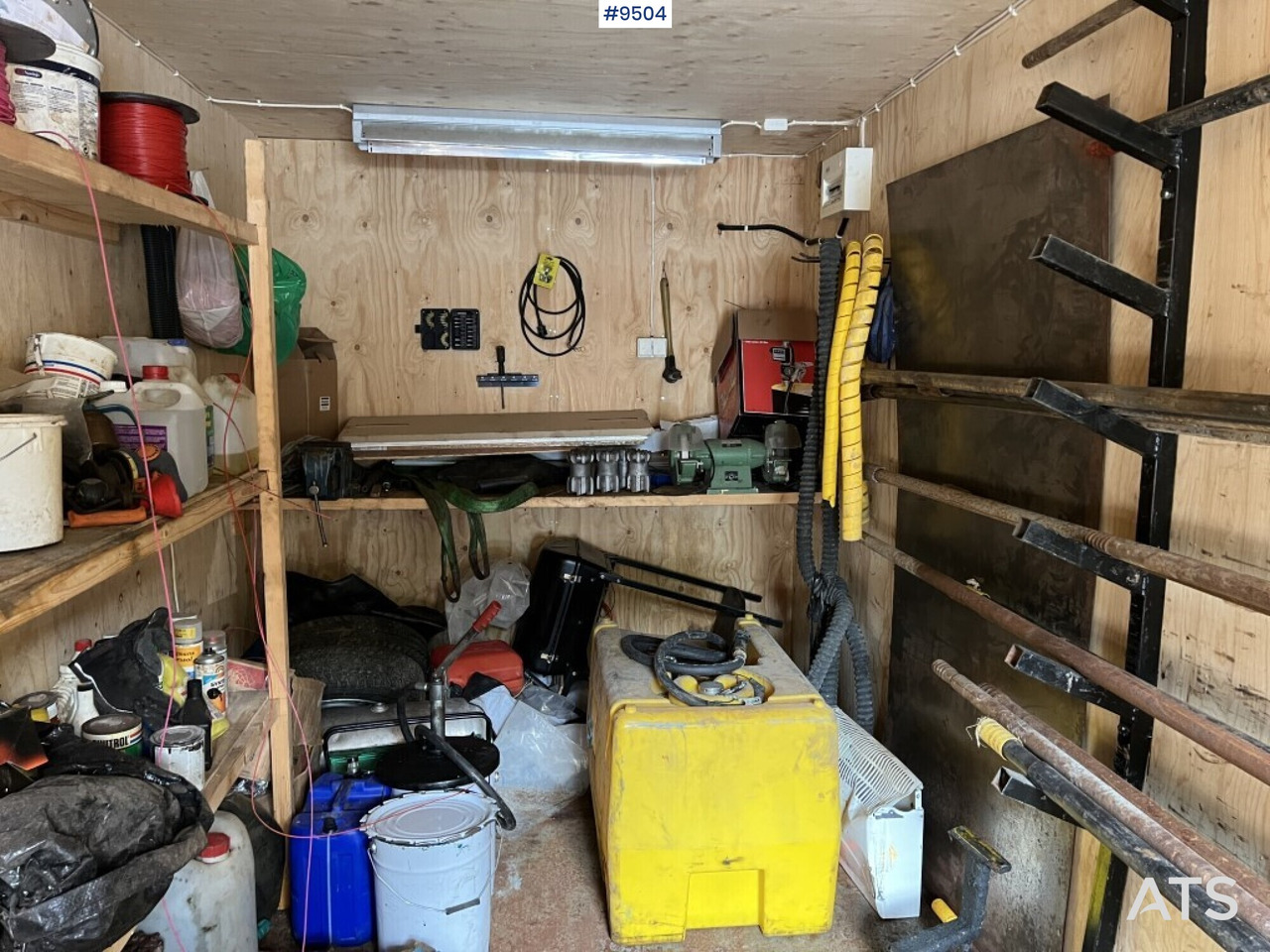 Container with mixed drilling equipment - מכולת בנייה: תמונה 5 Container with mixed drilling equipment - מכולת בנייה: תמונה 5