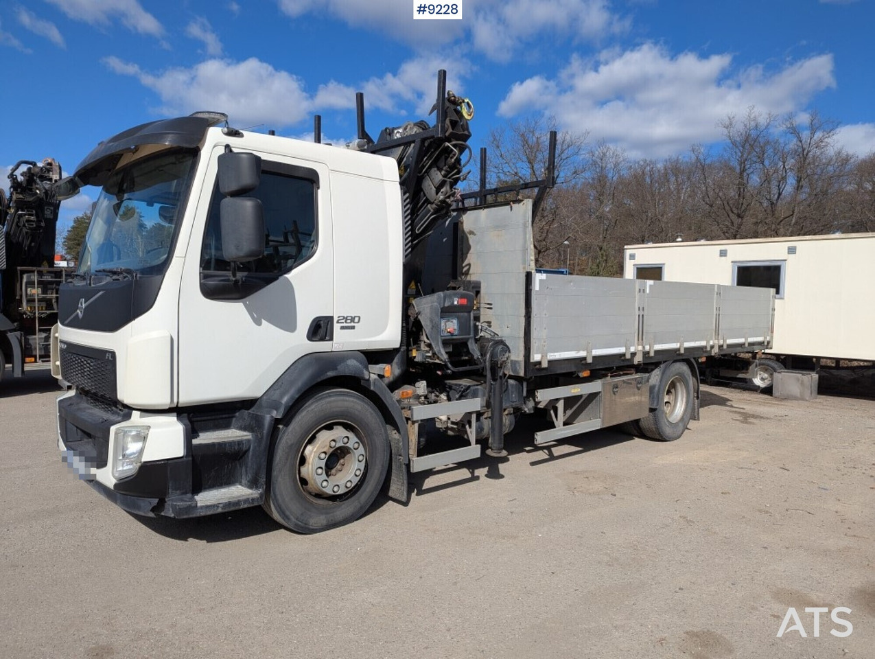 Crane Truck Volvo FL 280 4X2 with HIAB XS 144 E-5 crane (SEE VIDEO) - משאית מנוף: תמונה 1 Crane Truck Volvo FL 280 4X2 with HIAB XS 144 E-5 crane (SEE VIDEO) - משאית מנוף: תמונה 1