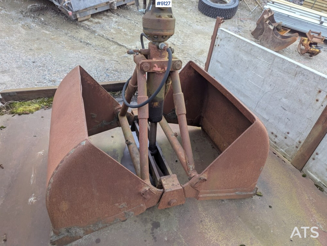 Crane flatbed Palfinger with rotator and bucket - גוף שטוח, משאית מנוף: תמונה 5 Crane flatbed Palfinger with rotator and bucket - גוף שטוח, משאית מנוף: תמונה 5