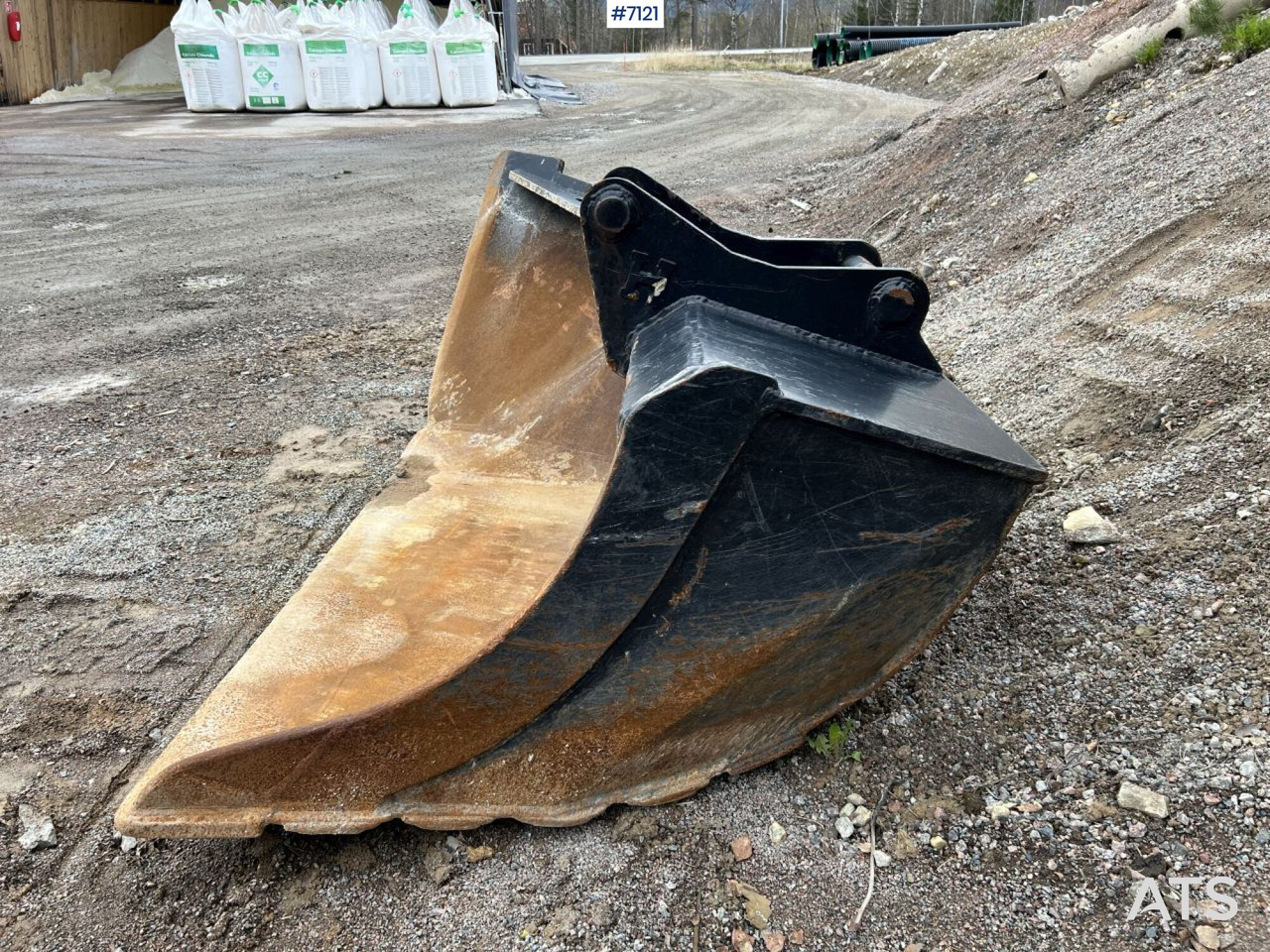 Digging Bucket, specially built bucket - דלי מחפר עבור מכונת בנייה: תמונה 3 Digging Bucket, specially built bucket - דלי מחפר עבור מכונת בנייה: תמונה 3