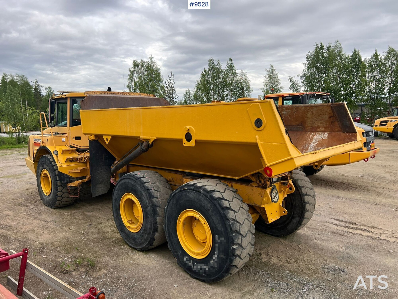 Dumper Volvo A25D 6X6 (SEE VIDEO) - מסיר פסולת מפרקי: תמונה 3 Dumper Volvo A25D 6X6 (SEE VIDEO) - מסיר פסולת מפרקי: תמונה 3