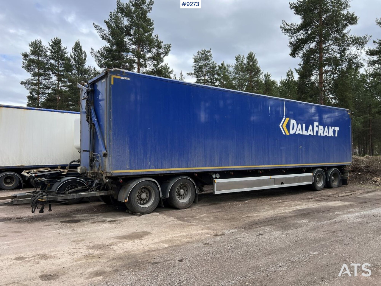 EKSJÖVAGNEN FS 18-18 CHIPPER TRAILER - קרון נגרר בתיבה סגורה: תמונה 1 EKSJÖVAGNEN FS 18-18 CHIPPER TRAILER - קרון נגרר בתיבה סגורה: תמונה 1