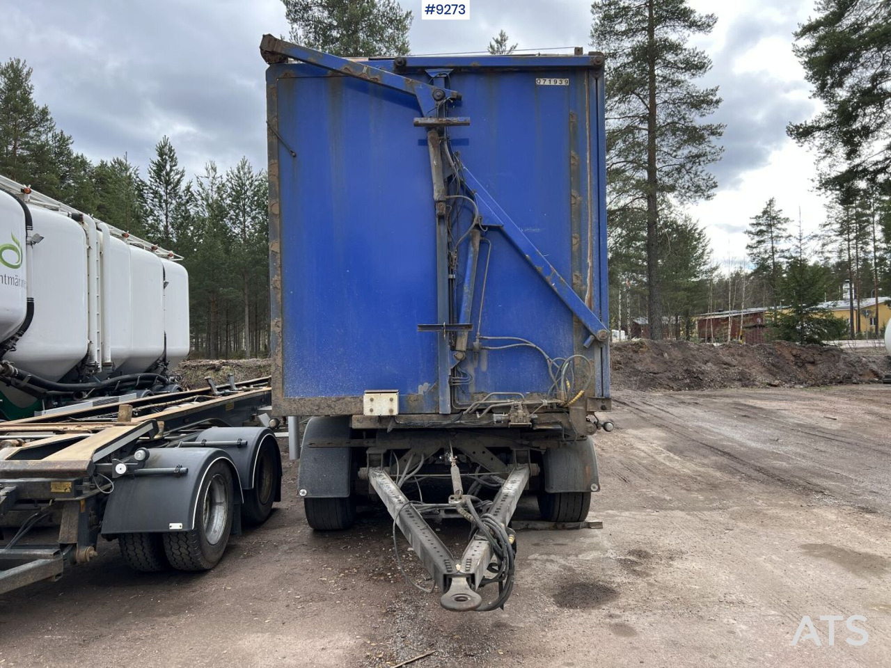EKSJÖVAGNEN FS 18-18 CHIPPER TRAILER - קרון נגרר בתיבה סגורה: תמונה 3 EKSJÖVAGNEN FS 18-18 CHIPPER TRAILER - קרון נגרר בתיבה סגורה: תמונה 3