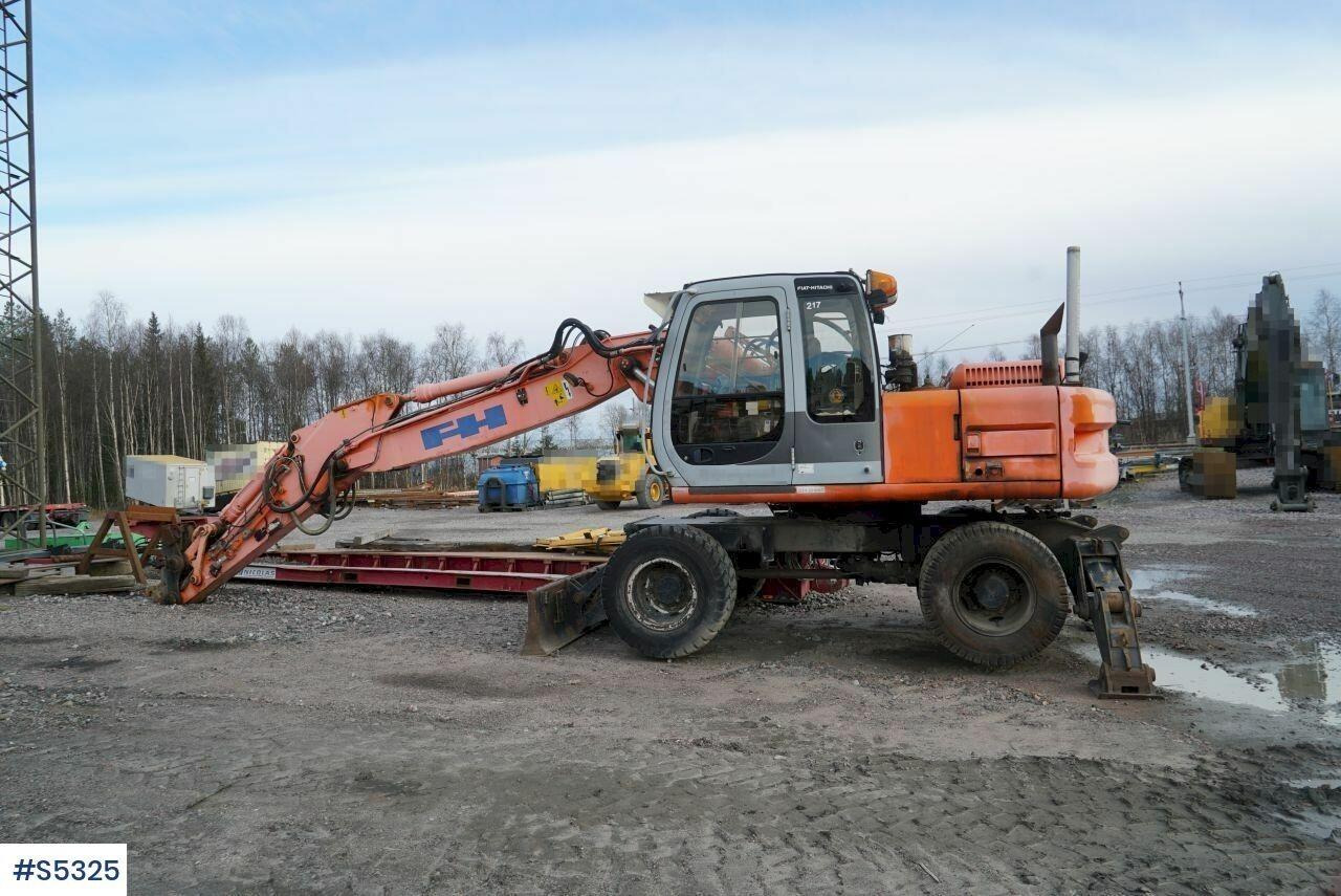 EXCAVATOR Hitachi EX165W with tools - מחפר: תמונה 1 EXCAVATOR Hitachi EX165W with tools - מחפר: תמונה 1