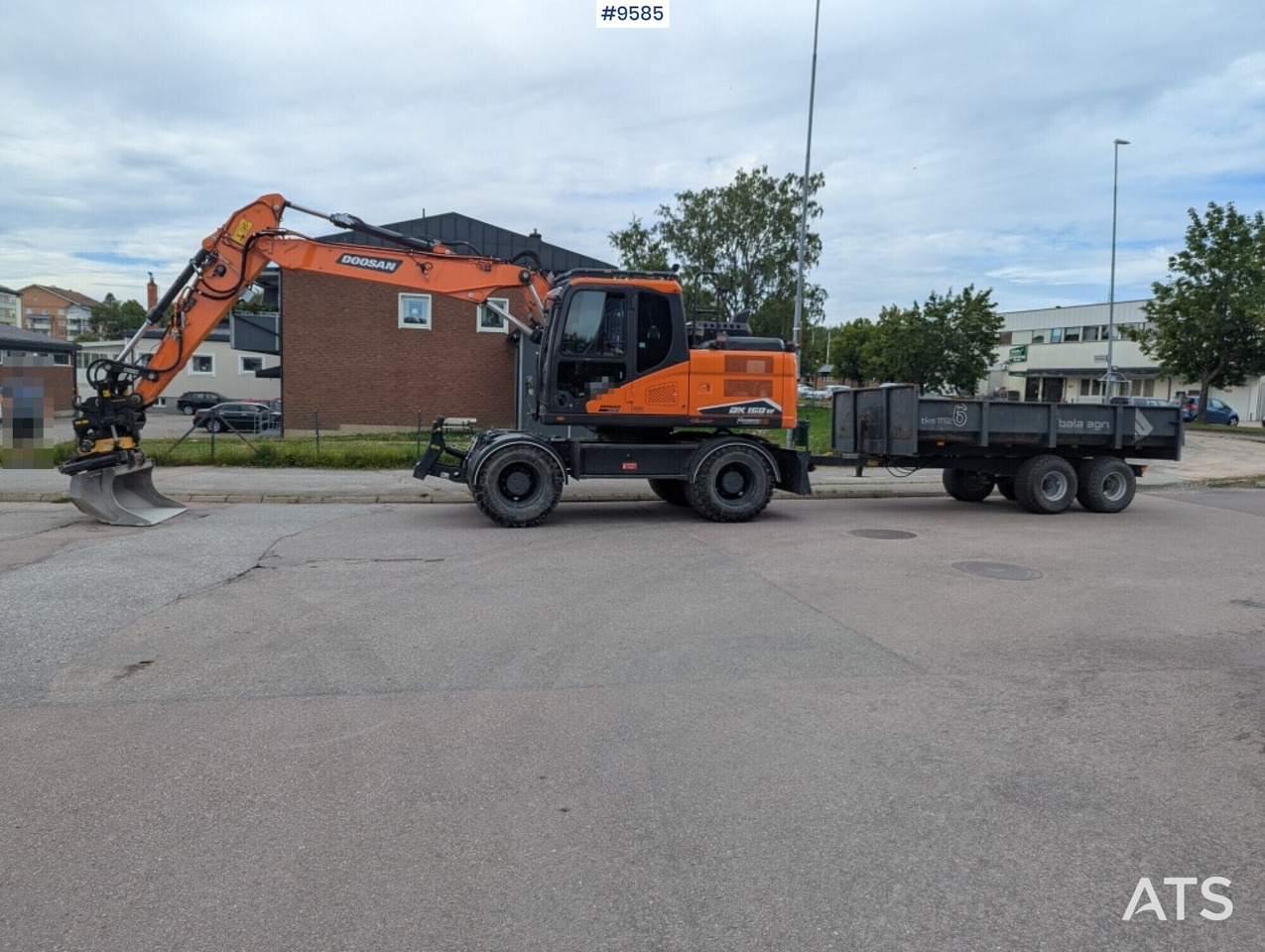 Excavator Doosan DX160W-7 with tipper (SEE VIDEO) - מחפר גלגלים: תמונה 3 Excavator Doosan DX160W-7 with tipper (SEE VIDEO) - מחפר גלגלים: תמונה 3