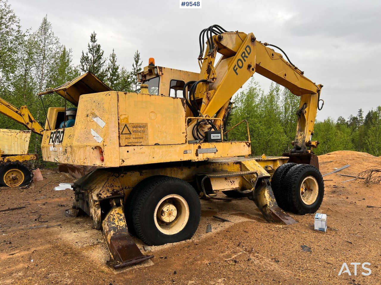 FORD Wheel excavator (VIDEO) - מחפר גלגלים: תמונה 2 FORD Wheel excavator (VIDEO) - מחפר גלגלים: תמונה 2