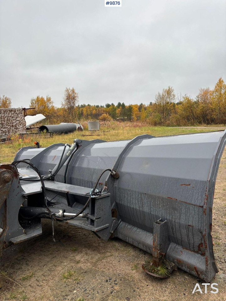 Front blade UFO Large BM - מחרשת שלג: תמונה 3 Front blade UFO Large BM - מחרשת שלג: תמונה 3