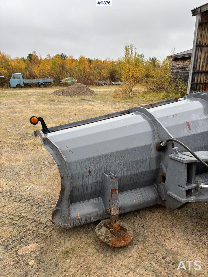 Front blade UFO Large BM - מחרשת שלג: תמונה 4 Front blade UFO Large BM - מחרשת שלג: תמונה 4