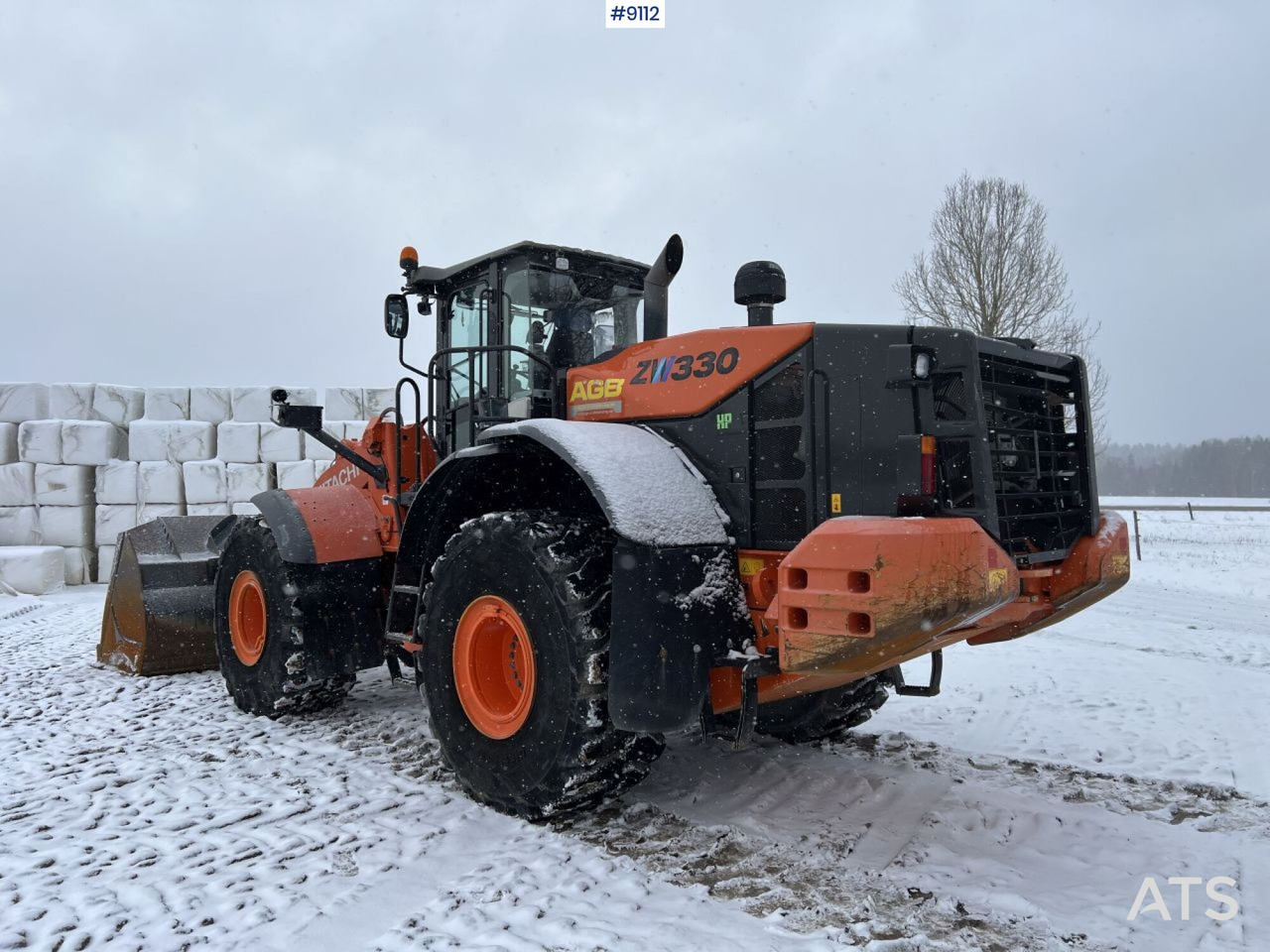 Hitachi ZW 330-5B Wheel loader with bucket (VIDEO) - מעמיס גלגלים: תמונה 4 Hitachi ZW 330-5B Wheel loader with bucket (VIDEO) - מעמיס גלגלים: תמונה 4