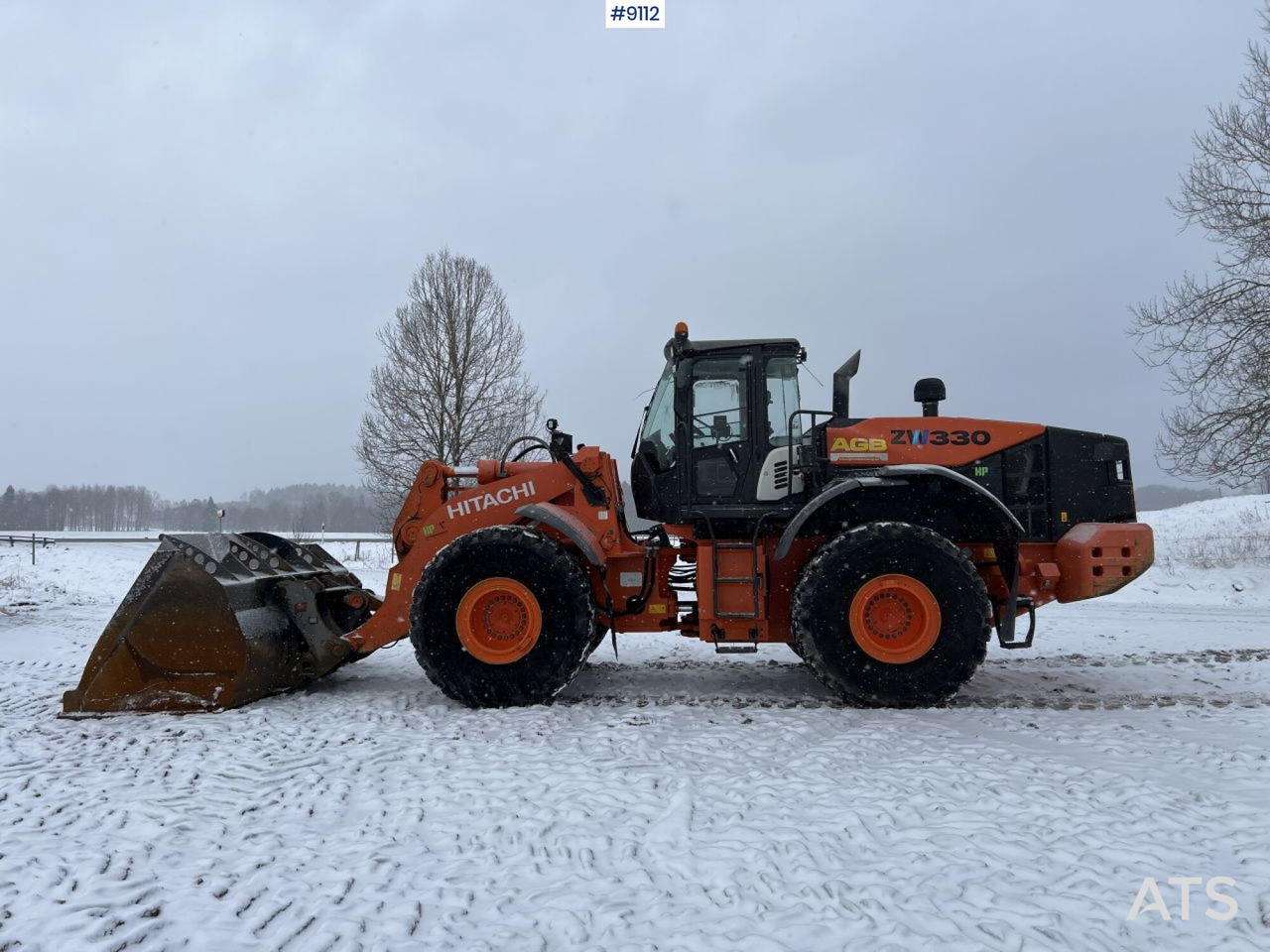 Hitachi ZW 330-5B Wheel loader with bucket (VIDEO) - מעמיס גלגלים: תמונה 1 Hitachi ZW 330-5B Wheel loader with bucket (VIDEO) - מעמיס גלגלים: תמונה 1