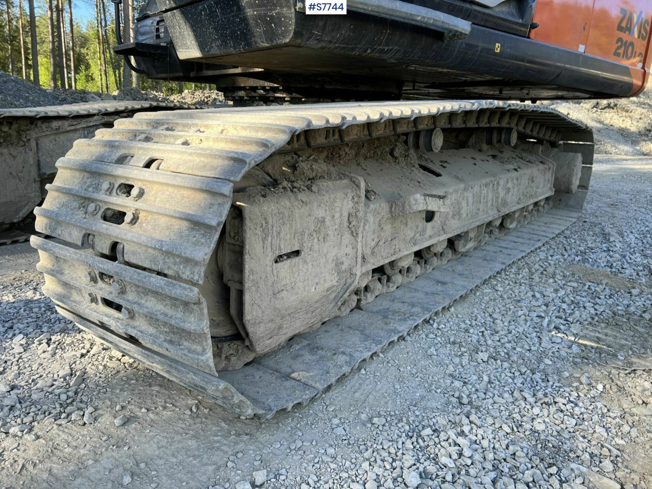 מחפר סורק Hitachi ZX 210 LC-5B with rotortilt and gears SEE VIDEO: תמונה 18