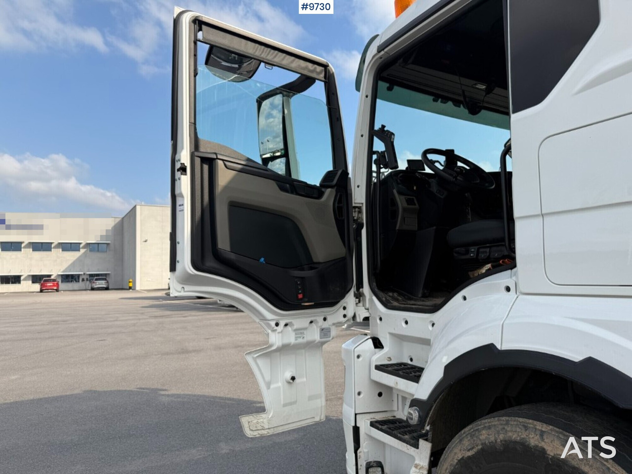 הַחכָּרָה  Hook lift MAN TGS 26.510 with crane flatbed and gravel flatbed Hook lift MAN TGS 26.510 with crane flatbed and gravel flatbed: תמונה 13