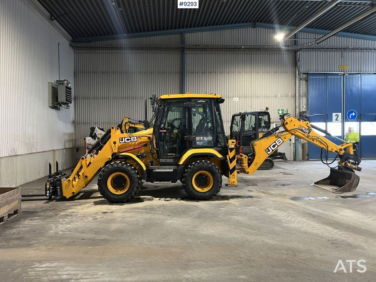 JCB 3CX Compact PRO Stage V Backhoe/Loader with only 1118 hours - מחפרון: תמונה 1 JCB 3CX Compact PRO Stage V Backhoe/Loader with only 1118 hours - מחפרון: תמונה 1