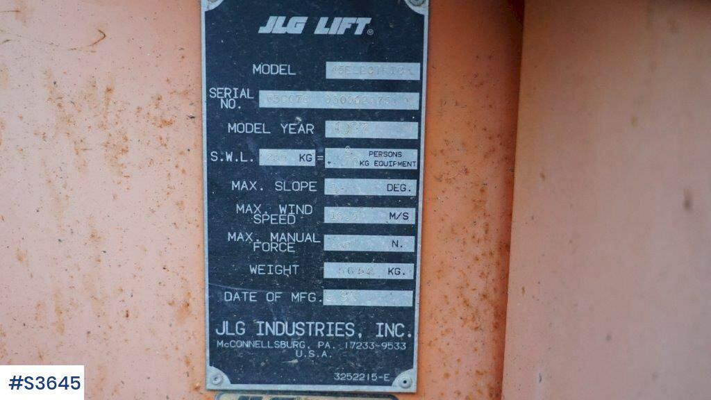 JLG 45ELECTRIC Boom lift Repair Object - פלטפורמה אווירית: תמונה 4 JLG 45ELECTRIC Boom lift Repair Object - פלטפורמה אווירית: תמונה 4