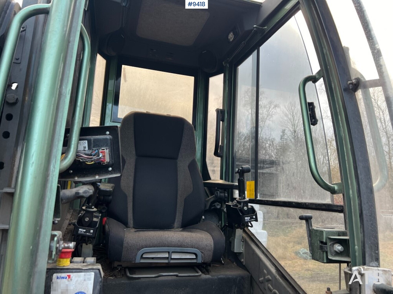 משאית עץ, משאית מנוף Jonsered 1088 S (2020) X-CAB: תמונה 15