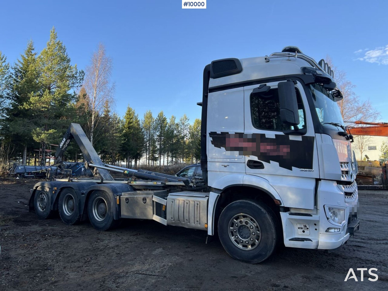 MERCEDES-BENZ AROCS 3251 Hook Truck with tridem body - משאית הרמת וו: תמונה 2 MERCEDES-BENZ AROCS 3251 Hook Truck with tridem body - משאית הרמת וו: תמונה 2