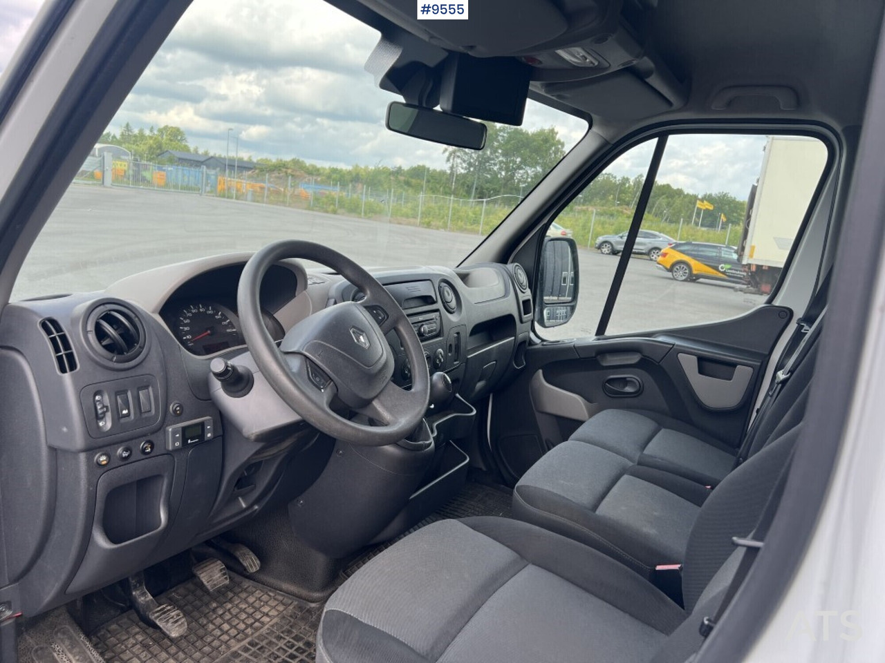Renault Master with tail lift - כלי רכב מסחרי עם תיבה: תמונה 5 Renault Master with tail lift - כלי רכב מסחרי עם תיבה: תמונה 5