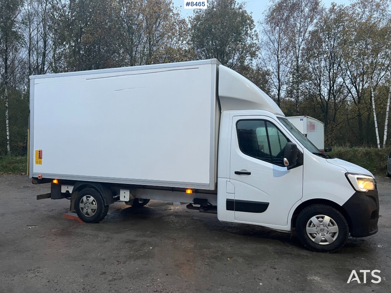 Renault master with tail lift - כלי רכב מסחרי עם תיבה: תמונה 3 Renault master with tail lift - כלי רכב מסחרי עם תיבה: תמונה 3