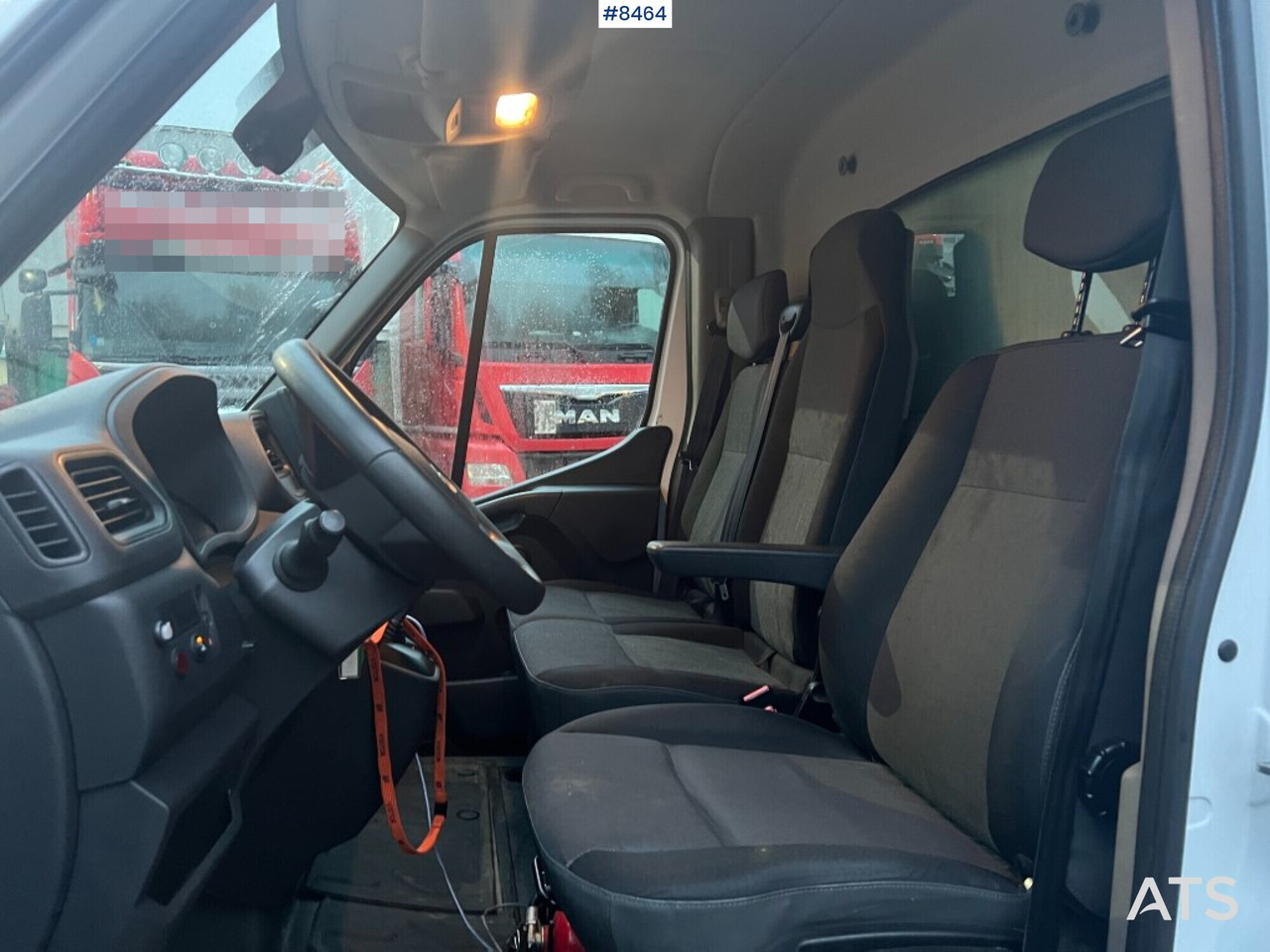 Renault master with tail lift - כלי רכב מסחרי עם תיבה: תמונה 5 Renault master with tail lift - כלי רכב מסחרי עם תיבה: תמונה 5