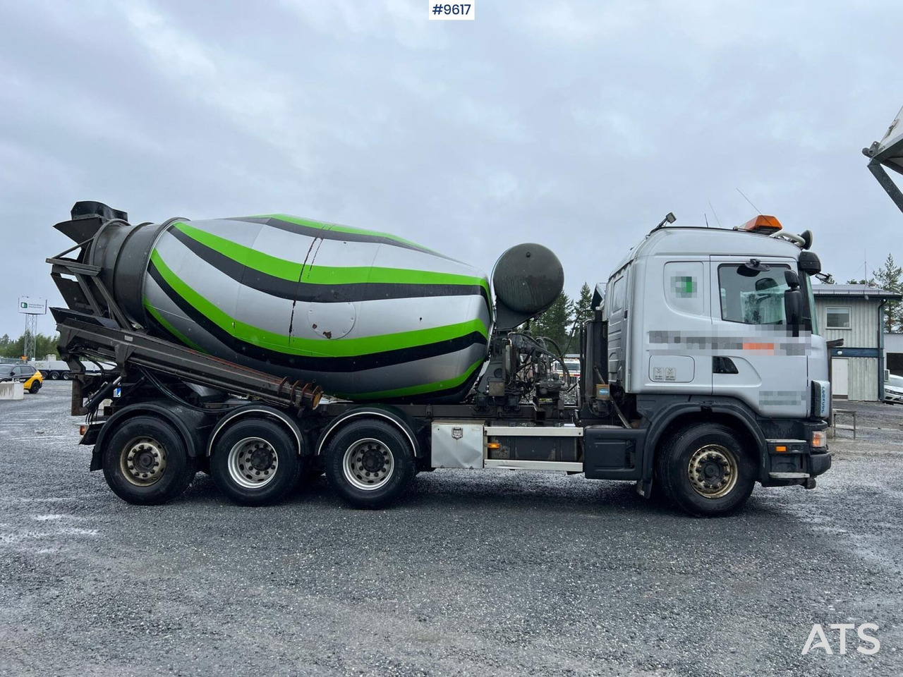 Scania R124 tridem with LAXO quick release / Concrete truck - משאית מערבלת בטון: תמונה 5 Scania R124 tridem with LAXO quick release / Concrete truck - משאית מערבלת בטון: תמונה 5
