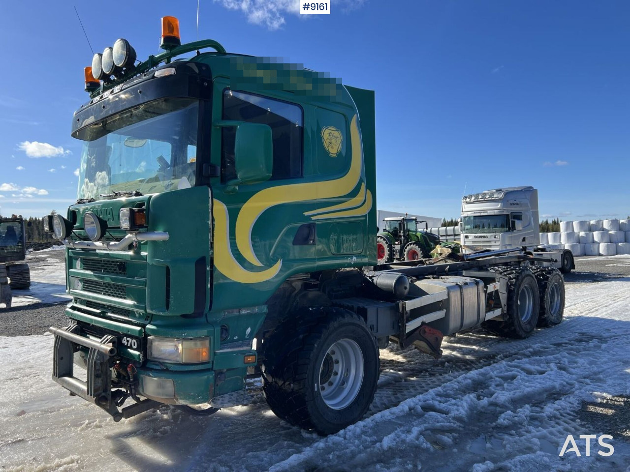 Scania R124 with cameleont quick lock, underbite and plow attachments - משאית עם שלדת תא: תמונה 2 Scania R124 with cameleont quick lock, underbite and plow attachments - משאית עם שלדת תא: תמונה 2