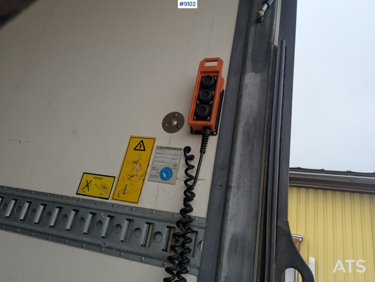 Skåpbil distribution Mercedes Benz 1224 L 4X2 - משאית תיבה: תמונה 5 Skåpbil distribution Mercedes Benz 1224 L 4X2 - משאית תיבה: תמונה 5