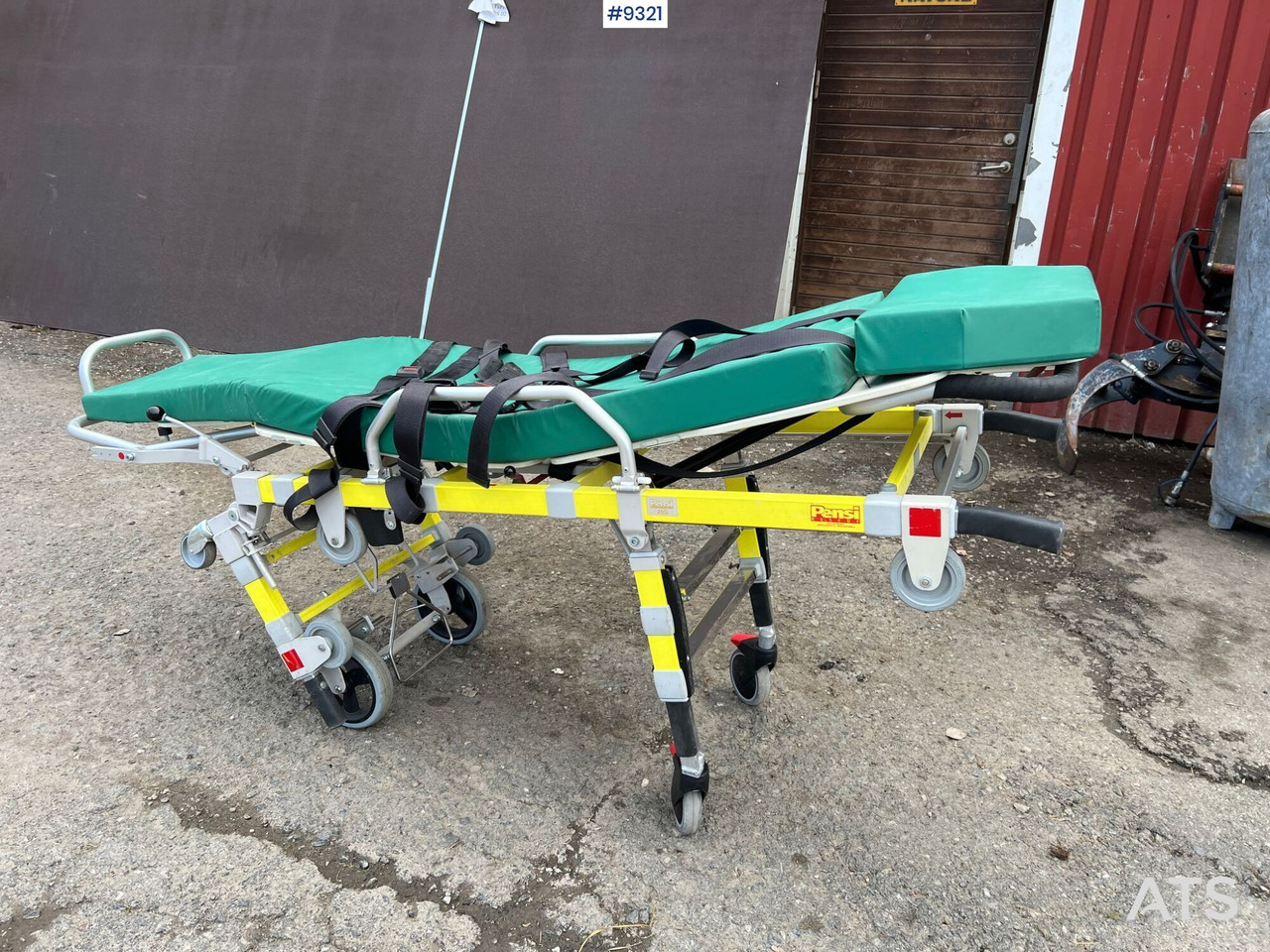 Stretcher 2000MA 20G - Akutbår/Taxibår - כלי/ ציוד: תמונה 4 Stretcher 2000MA 20G - Akutbår/Taxibår - כלי/ ציוד: תמונה 4