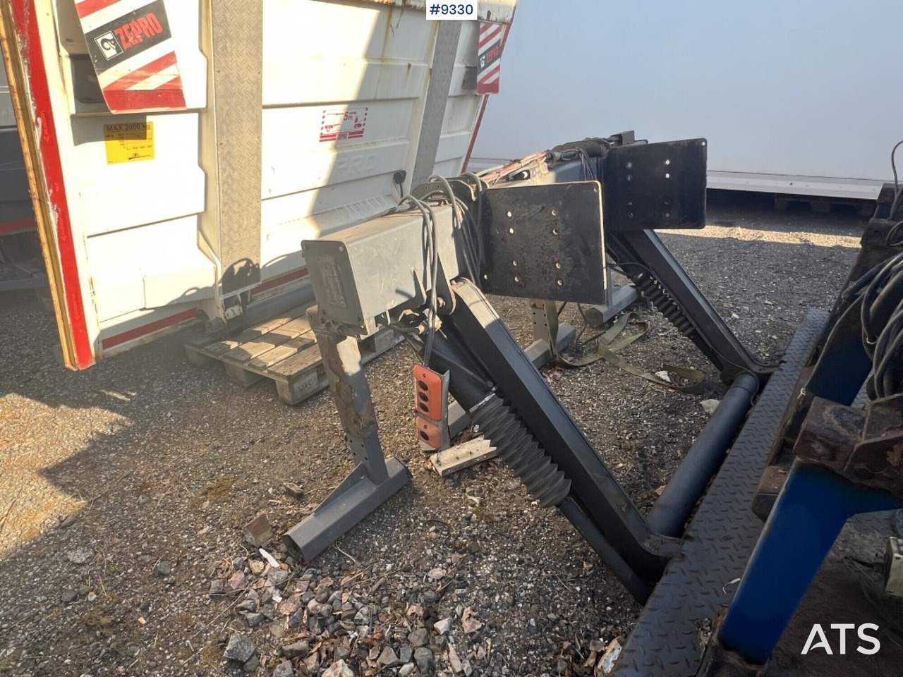 Tail lift Zepro Z2000-175MA - מעלית אחורית: תמונה 2 Tail lift Zepro Z2000-175MA - מעלית אחורית: תמונה 2