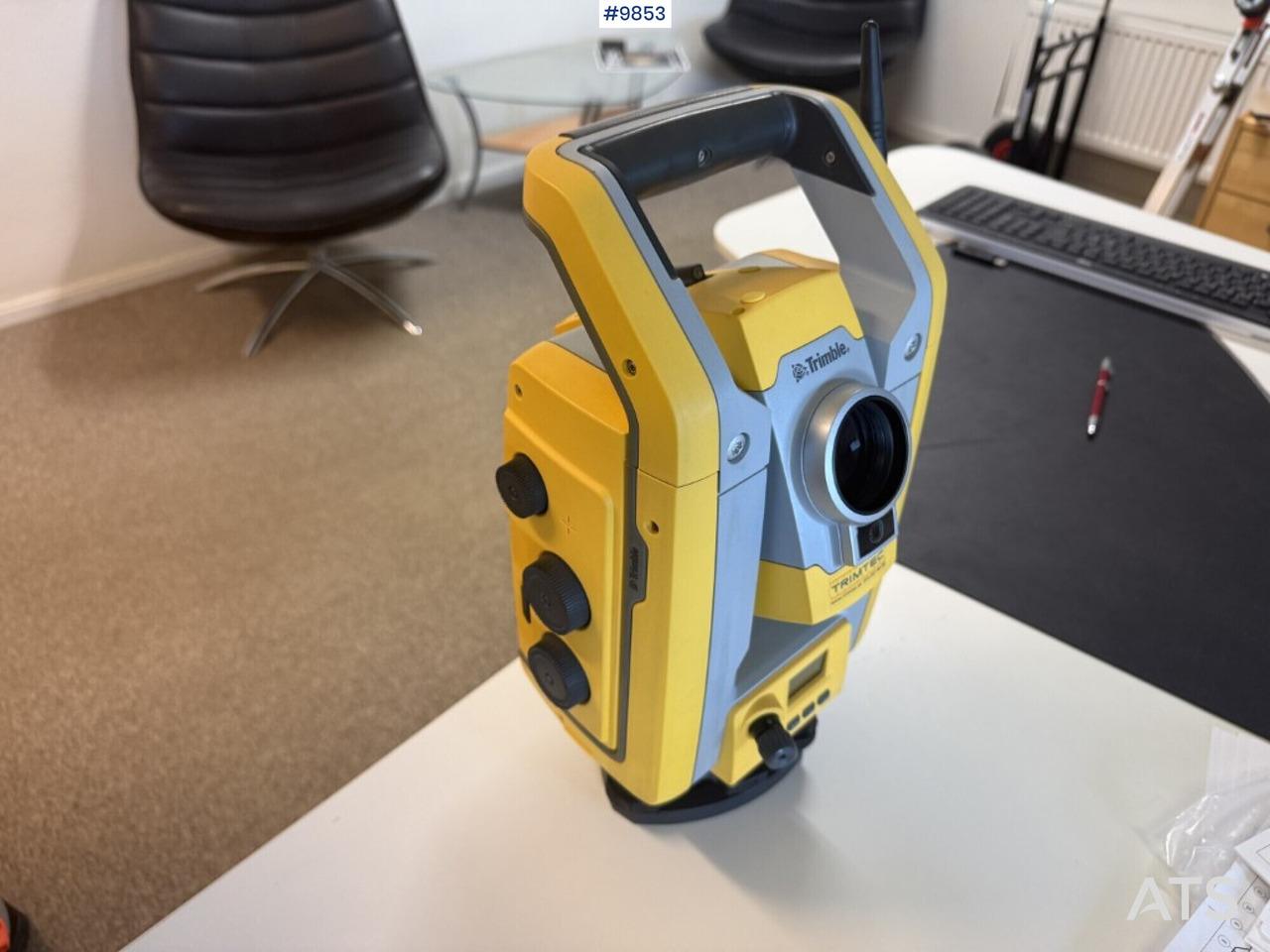 Total Station Trimble S5 1 DR Plus - ציוד בנייה: תמונה 1 Total Station Trimble S5 1 DR Plus - ציוד בנייה: תמונה 1