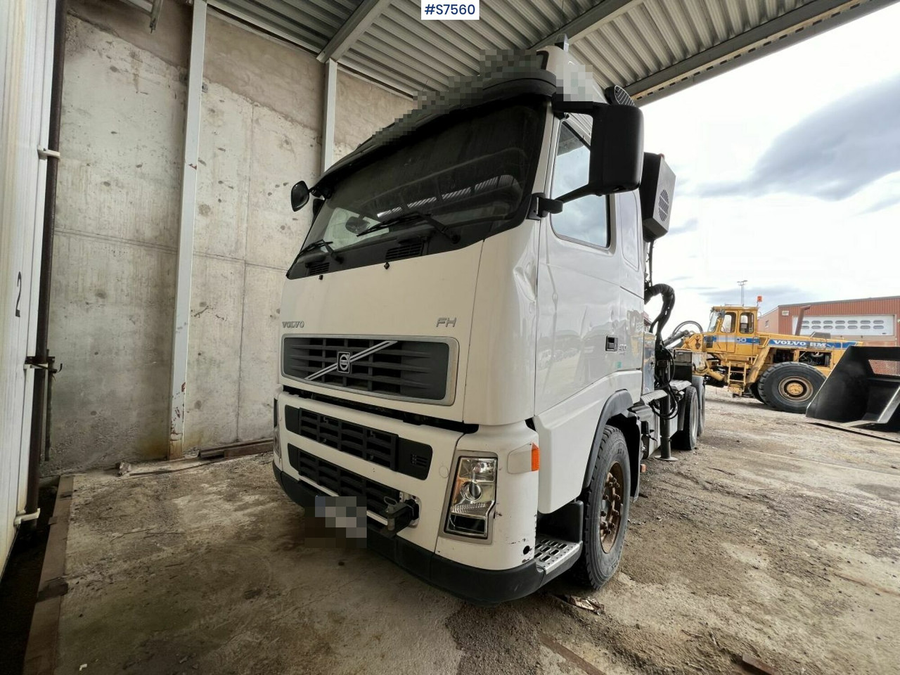 Tow Truck Volvo FH400 with Epsilon 110Z crane - יחידת טרקטור: תמונה 2 Tow Truck Volvo FH400 with Epsilon 110Z crane - יחידת טרקטור: תמונה 2