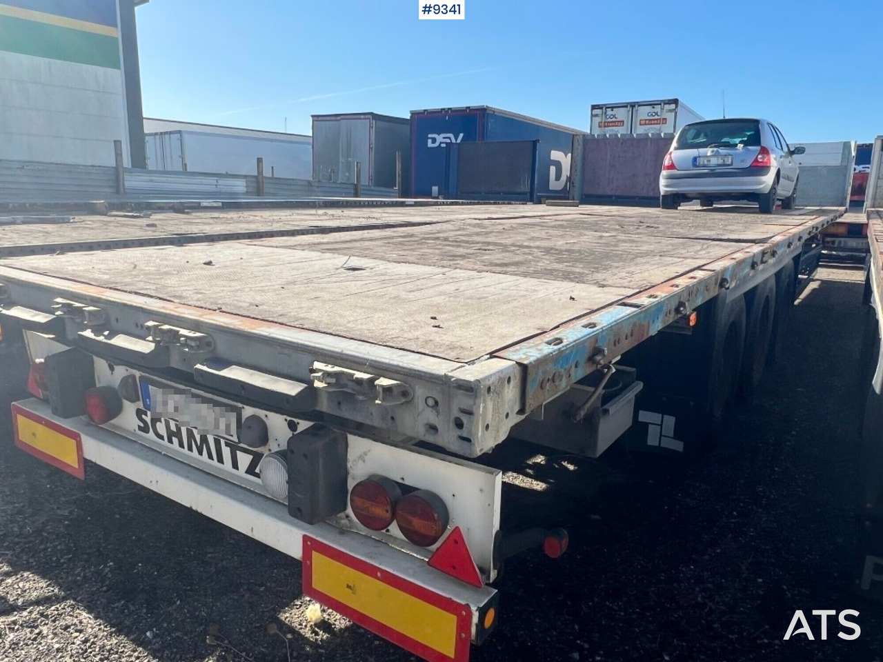Trailer with open flatbed - SCHMITZ S01 SCS24/L13,62 - סמיטריילר צד נופל/ שטוח: תמונה 3 Trailer with open flatbed - SCHMITZ S01 SCS24/L13,62 - סמיטריילר צד נופל/ שטוח: תמונה 3